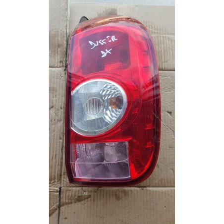 DACIA DUSTER STOP LUCE FANALI LUCI FARO FARI POSTERIORE  DX