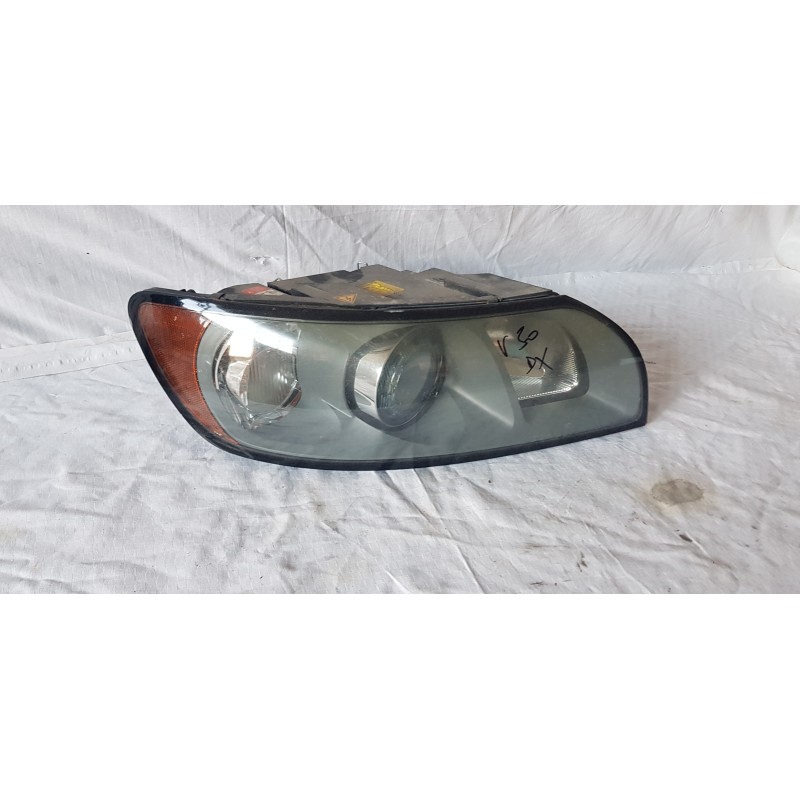 VOLVO V50 FANALE FANALI FARO FARI PROIETTORE ANTERIORE DESTRO DX