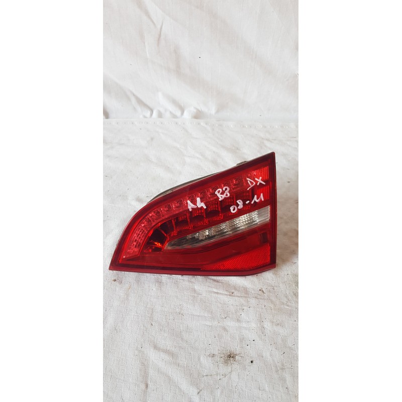 AUDI A4 B8 FANALINO FANALE FARO FARI STOP INTERNO PORTELLONE BAGAGLIAI