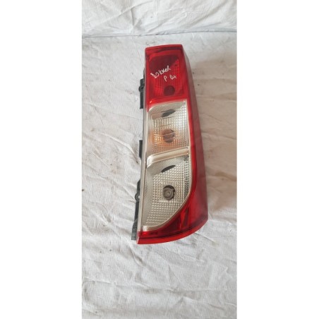 DACIA DOKKER FANALE FANALI FARO FARI PORTALAMPADA STOP POSTERIORE DX