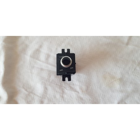 AUDI A4 B9 8W RESTYLING MODULO ELETTRONICO COMANDO STEREO VOLUME