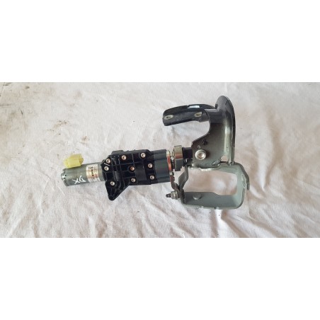 AUDI A4 B9 8W REST. ATTUATORE MOTORINO BAGAGLIAIO AUTOMATICO DESTRO