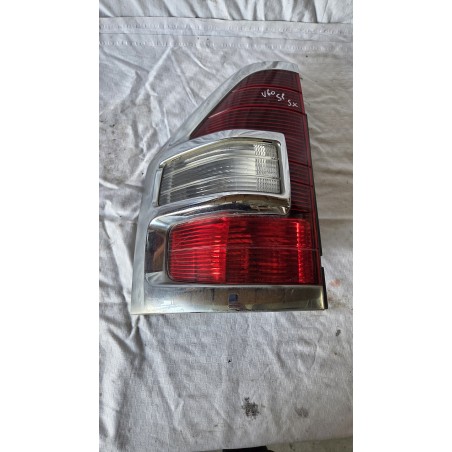 MITSUBISHI PAJERO V60 FANALE FARO FARI STOP ESTERNO POSTERIORE SX