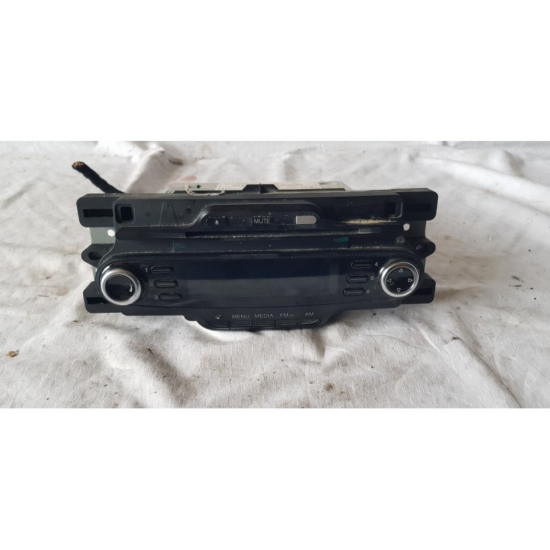 ALFA ROMEO GIULIETTA AUTORADIO CD STEREO MENU MEDIA FM