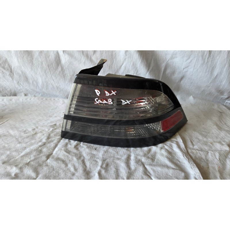 SAAB 9.3 9-3 AERO FANALE FARO LUCE PORTALAMPADA ESTERNO DESTRO BAULE POST